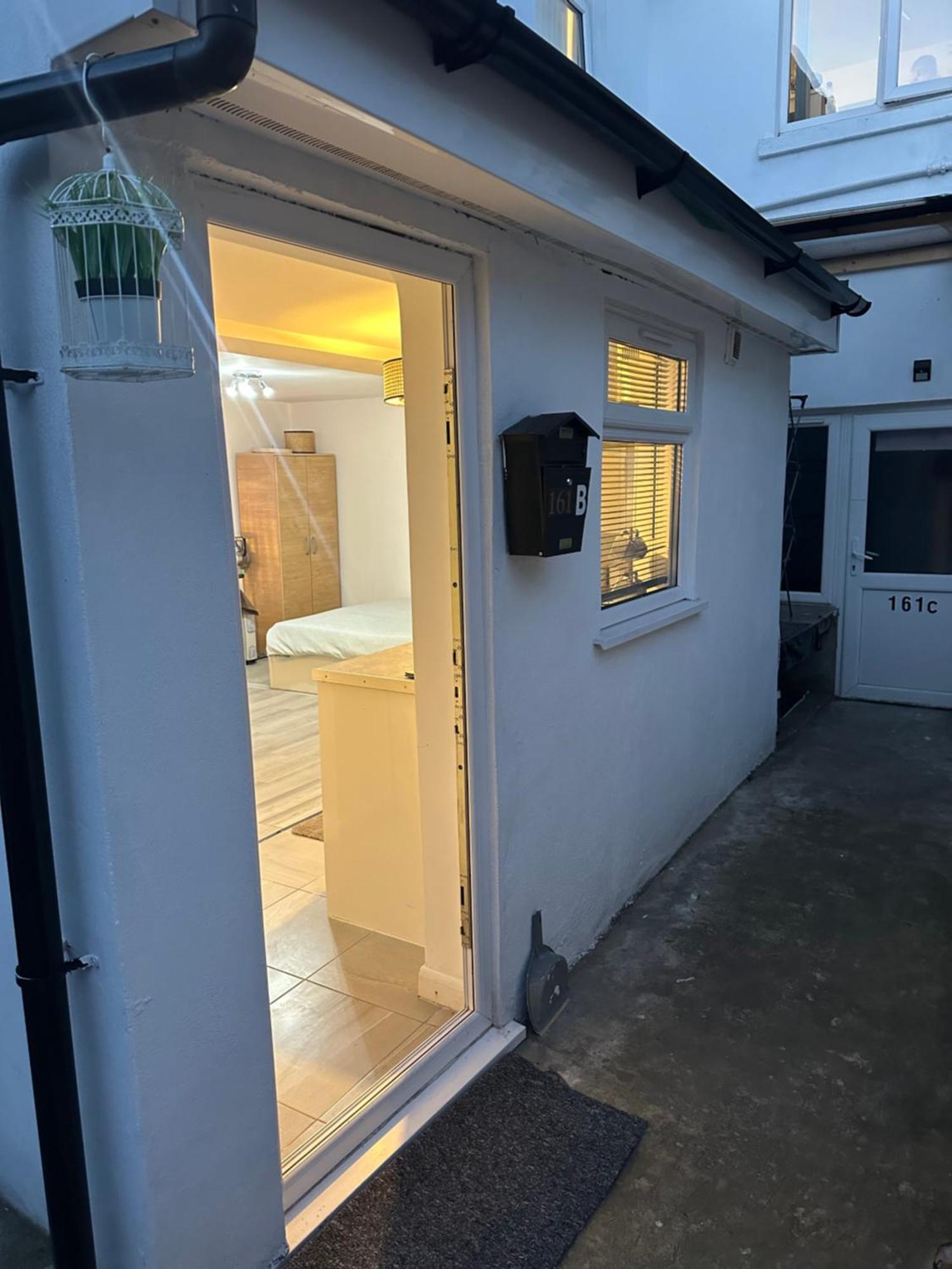 Stylish Studio Flat - Watford Junction - Harry Potter Esterno foto